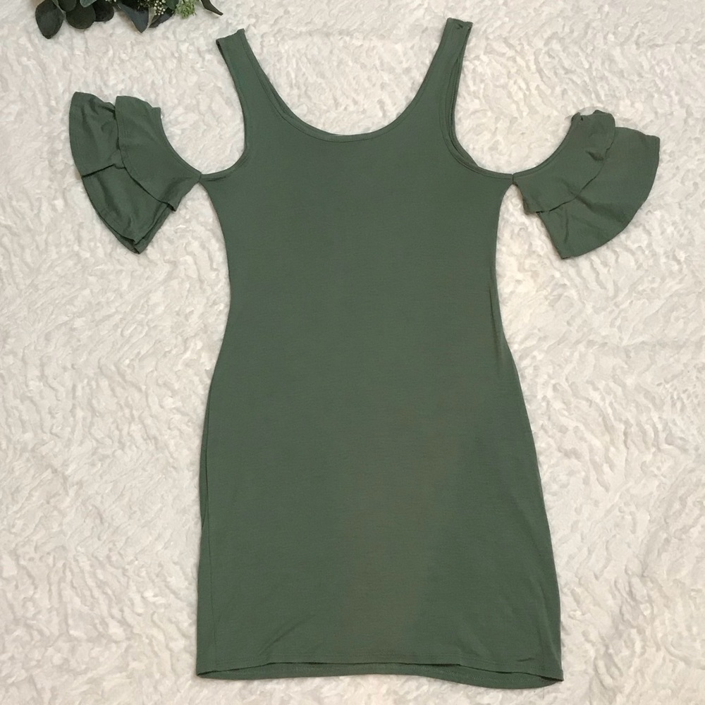 Cold Shoulder Form Fitting Dress